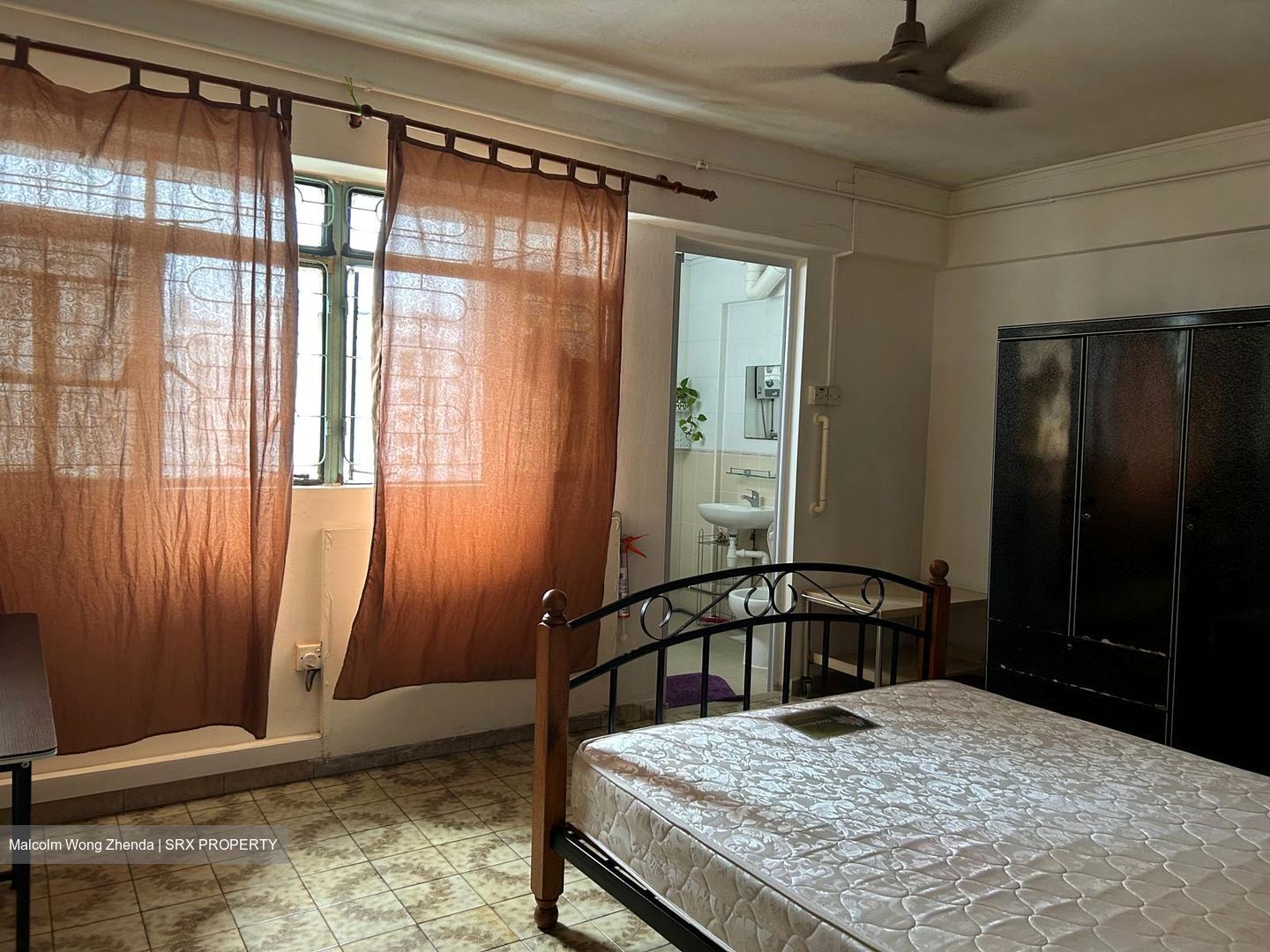 Blk 234 Jurong East Street 21 (Jurong East), HDB 5 Rooms #580302081